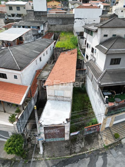 Image 8 - 921749