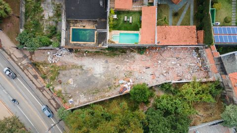 Image 6 - 921777