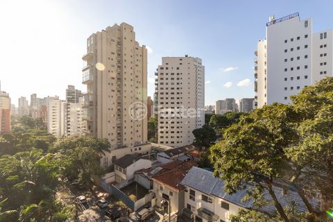 Image 18 - 921790