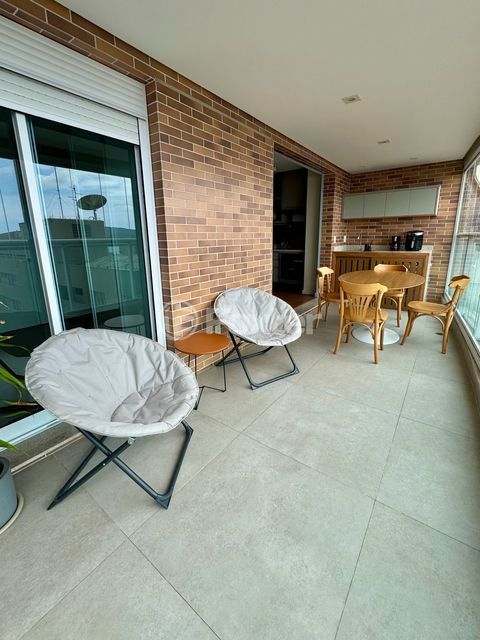 Image 12 - 921794
