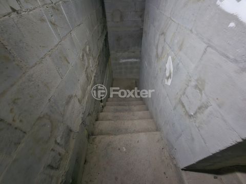 Image 5 - 921795