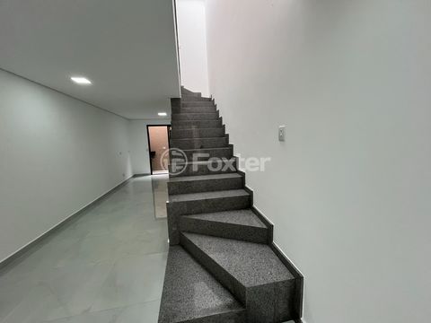 Image 5 - 921802