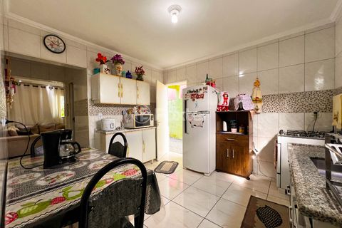 Image 13 - 921803