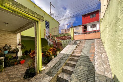 Image 1 - 921803