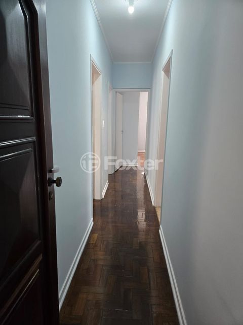 Image 7 - 921864