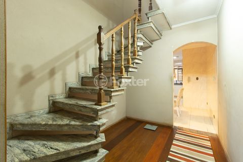 Image 5 - 921866