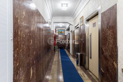 Image 17 - 921901