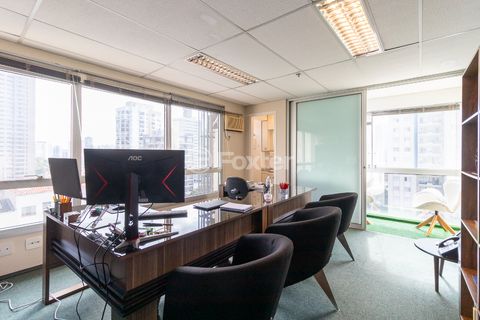 Image 1 - 921912