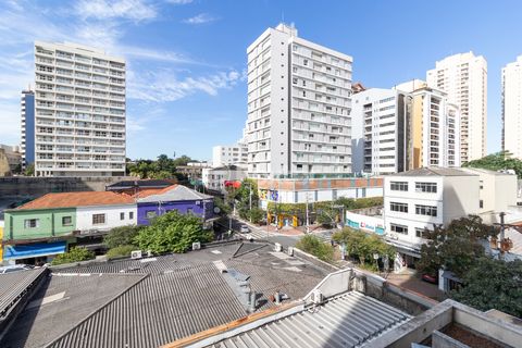 Image 15 - 921917
