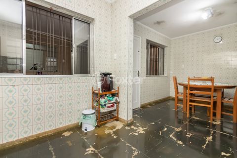 Image 13 - 921924