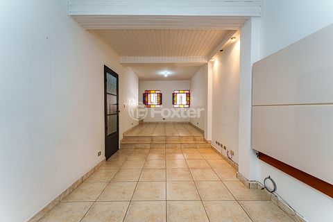 Image 11 - 921932