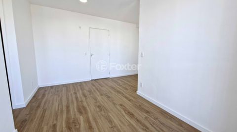 Image 3 - 921933