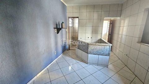 Image 3 - 921936