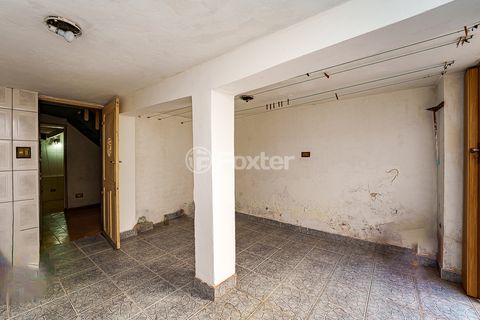 Image 16 - 921974
