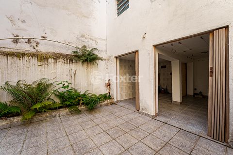 Image 19 - 921974