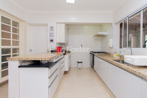 Image 3 - 921985