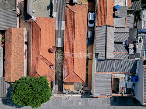 Image 6 - 922044