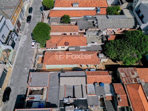 Image 10 - 922044