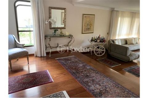 Image 7 - 922050