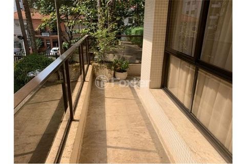 Image 11 - 922050