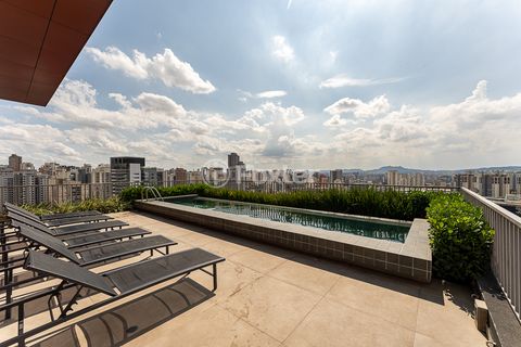 Image 19 - 922053