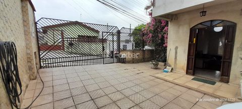 Image 18 - 922080