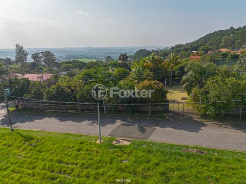 Image 17 - 922100