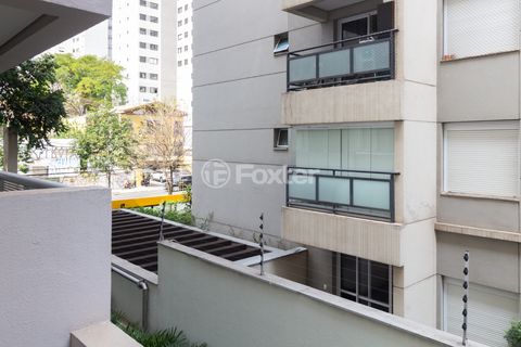 Image 7 - 922135