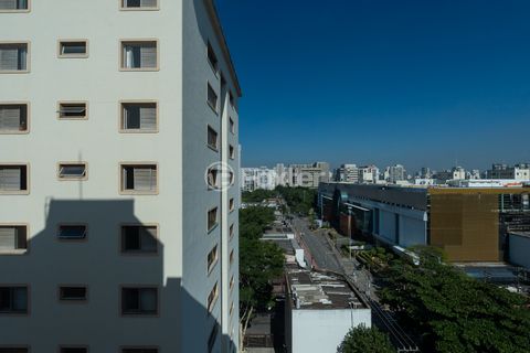 Image 13 - 922164