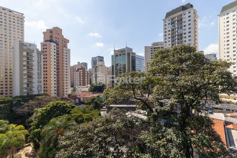 Image 7 - 922252
