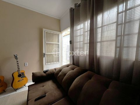 Image 7 - 922274