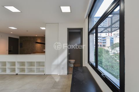 Image 6 - 922313