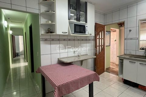 Image 7 - 922355