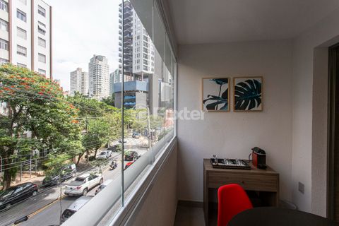 Image 15 - 922364