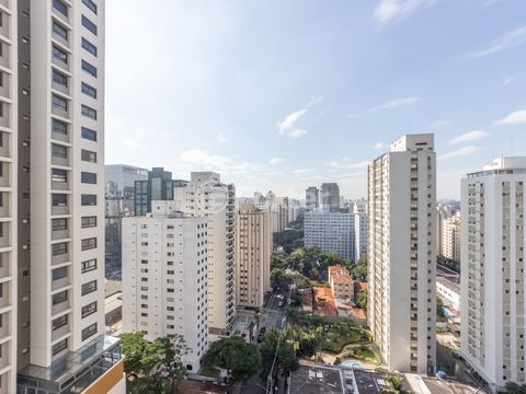 Image 13 - 922371