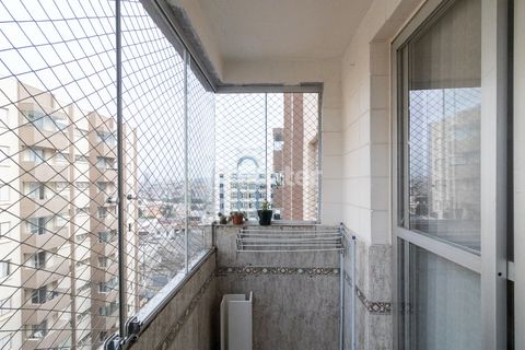 Image 6 - 922531