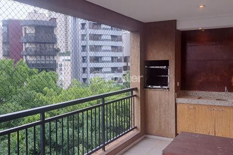 Image 9 - 922538