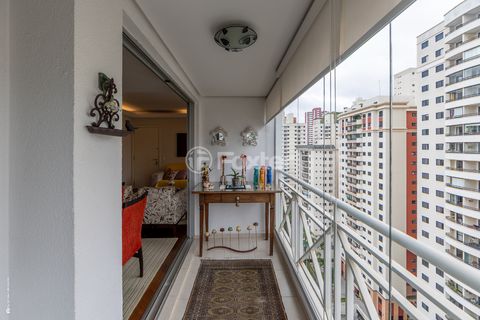 Image 7 - 922558
