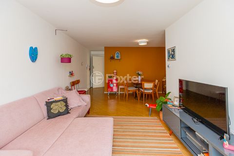 Image 3 - 922560