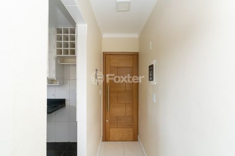 Image 7 - 922562