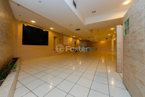 Image 11 - 922581