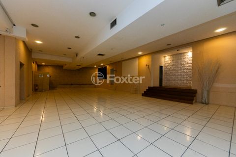 Image 8 - 922581