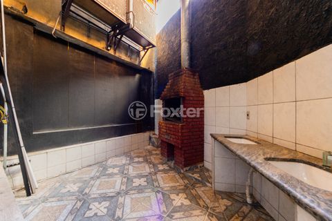 Image 19 - 922581