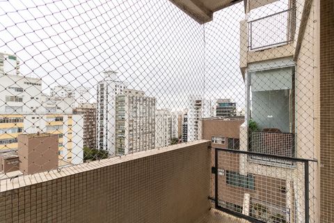 Image 3 - 922582