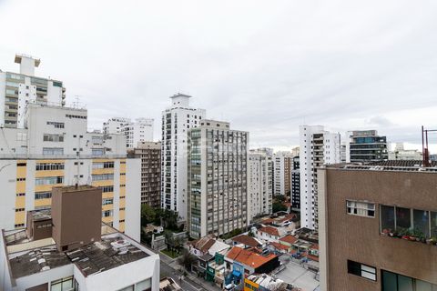 Image 5 - 922582