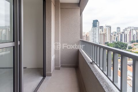 Image 6 - 922588