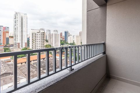 Image 5 - 922588