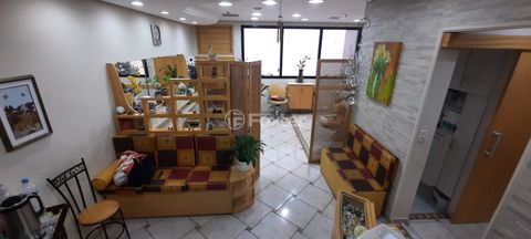 Image 3 - 922593