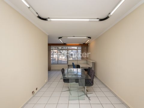 Image 3 - 922660