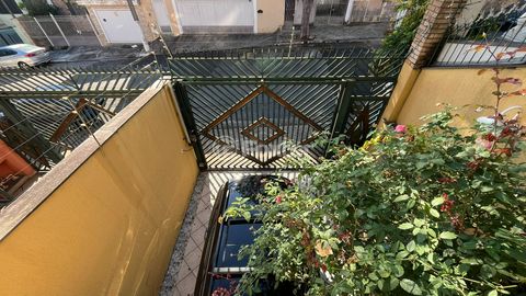 Image 17 - 922675